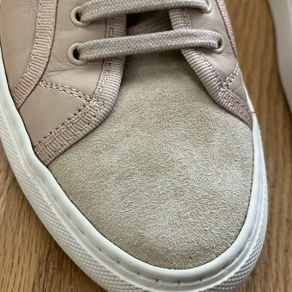 🌺 Woman by Common Projects Shoes - Picture 15 of 16